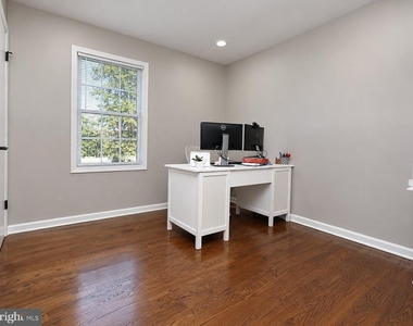 316 Evelyn Avenue - Photo Thumbnail 20