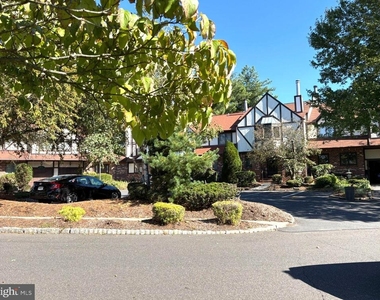 5 Tudor Court - Photo Thumbnail 40