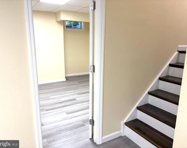 5 Tudor Court - Photo Thumbnail 32