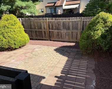 5 Tudor Court - Photo Thumbnail 36
