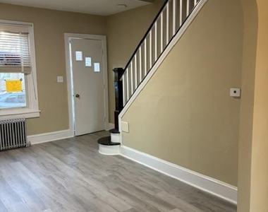 247 5th Avenue - Photo Thumbnail 8
