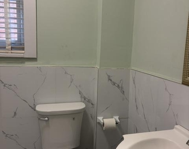 247 5th Avenue - Photo Thumbnail 19