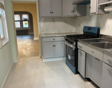 247 5th Avenue - Photo Thumbnail 7