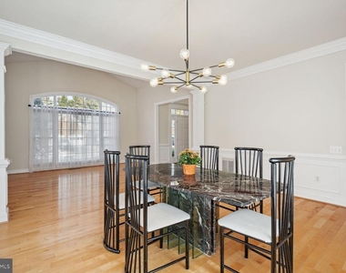 9724 Clagett Farm Drive - Photo Thumbnail 15