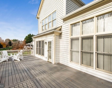 9724 Clagett Farm Drive - Photo Thumbnail 28