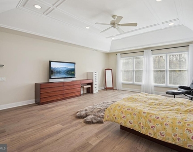 9724 Clagett Farm Drive - Photo Thumbnail 31