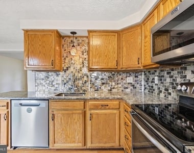 7545 Brenish Drive - Photo Thumbnail 15