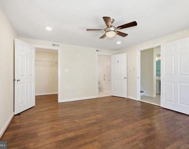 7545 Brenish Drive - Photo Thumbnail 22