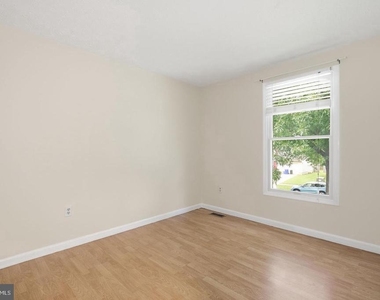 7545 Brenish Drive - Photo Thumbnail 32