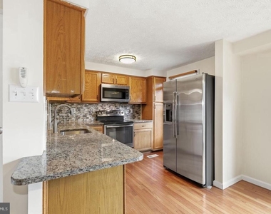7545 Brenish Drive - Photo Thumbnail 13