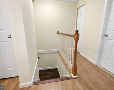 7545 Brenish Drive - Photo Thumbnail 36