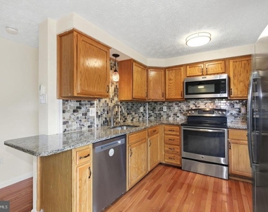 7545 Brenish Drive - Photo Thumbnail 11