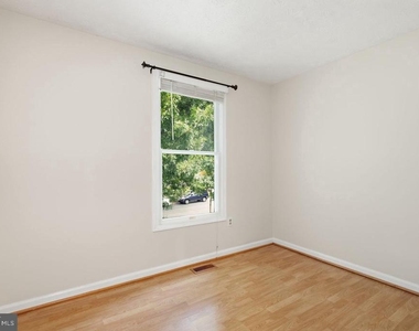 7545 Brenish Drive - Photo Thumbnail 37