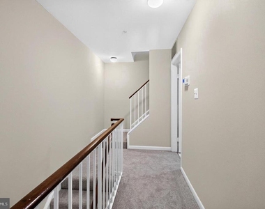 18997 Highstream Drive - Photo Thumbnail 17