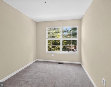 18997 Highstream Drive - Photo Thumbnail 18