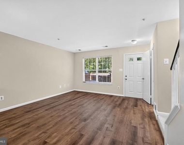 18997 Highstream Drive - Photo Thumbnail 29