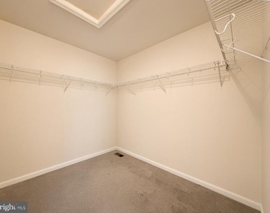 215 Marley Street - Photo Thumbnail 43
