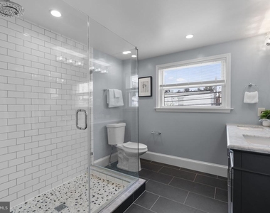 1253 William Street - Photo Thumbnail 24
