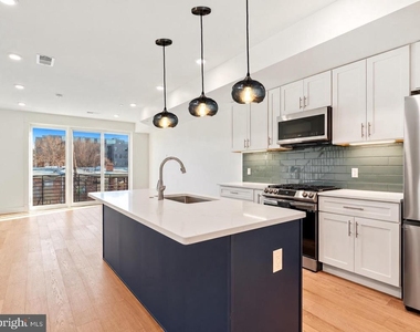 1605 Holbrook Street Ne - Photo Thumbnail 1