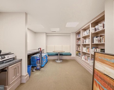 777 7th Street Nw - Photo Thumbnail 3