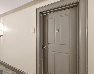 777 7th Street Nw - Photo Thumbnail 4