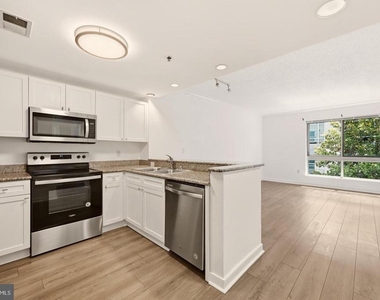 777 7th Street Nw - Photo Thumbnail 8