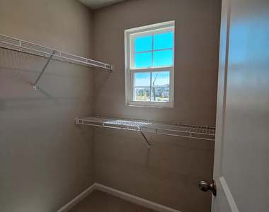 704 Sage Oak Lane - Photo Thumbnail 28