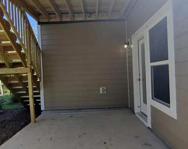 704 Sage Oak Lane - Photo Thumbnail 37