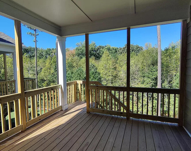 704 Sage Oak Lane - Photo Thumbnail 9