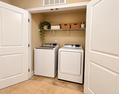 1422 Glenwater Drive - Photo Thumbnail 14