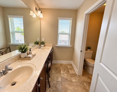 1422 Glenwater Drive - Photo Thumbnail 23