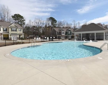 801 Trendy Lane - Photo Thumbnail 21