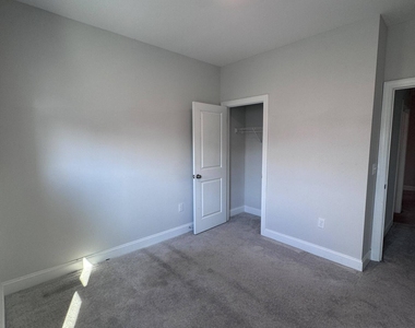 1131 Falling Rock Place - Photo Thumbnail 36