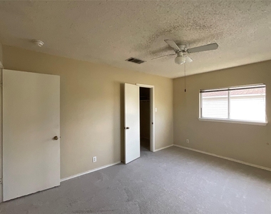 1172 Southern Pl - Photo Thumbnail 25
