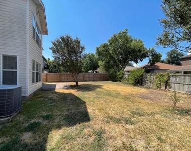 1172 Southern Pl - Photo Thumbnail 29