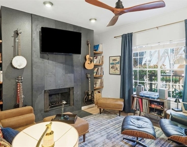 203 E 31st St - Photo Thumbnail 1