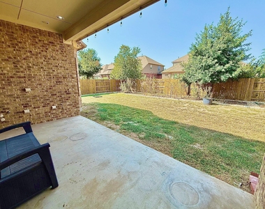 9605 Brians Path - Photo Thumbnail 29