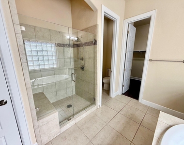 9605 Brians Path - Photo Thumbnail 18