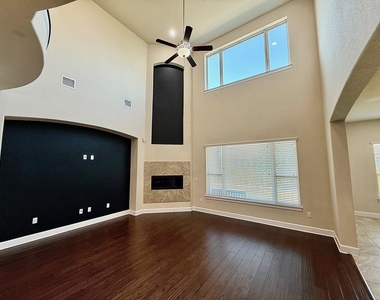 9605 Brians Path - Photo Thumbnail 8