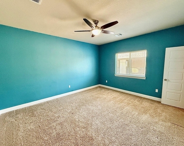 9605 Brians Path - Photo Thumbnail 25