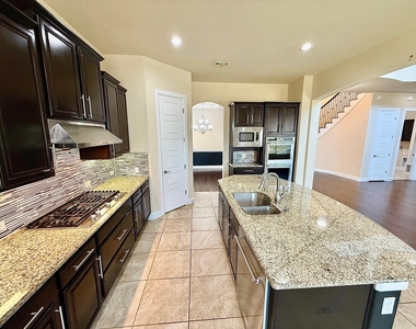 9605 Brians Path - Photo Thumbnail 5