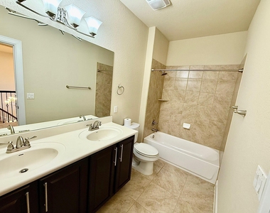 9605 Brians Path - Photo Thumbnail 26