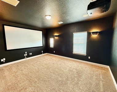 9605 Brians Path - Photo Thumbnail 23