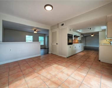 2105 Rabb Rd - Photo Thumbnail 6