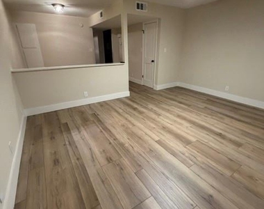 7106 Hardy Dr - Photo Thumbnail 19