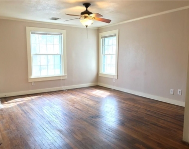 510 Harvey St - Photo Thumbnail 4