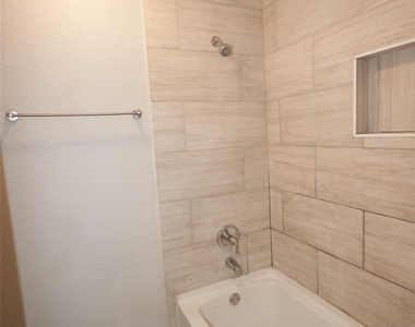 14305 Levering St - Photo Thumbnail 13