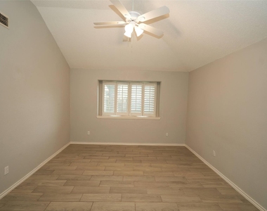 14305 Levering St - Photo Thumbnail 12