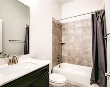 109 Lorena Ln - Photo Thumbnail 20