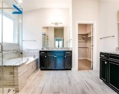 109 Lorena Ln - Photo Thumbnail 17